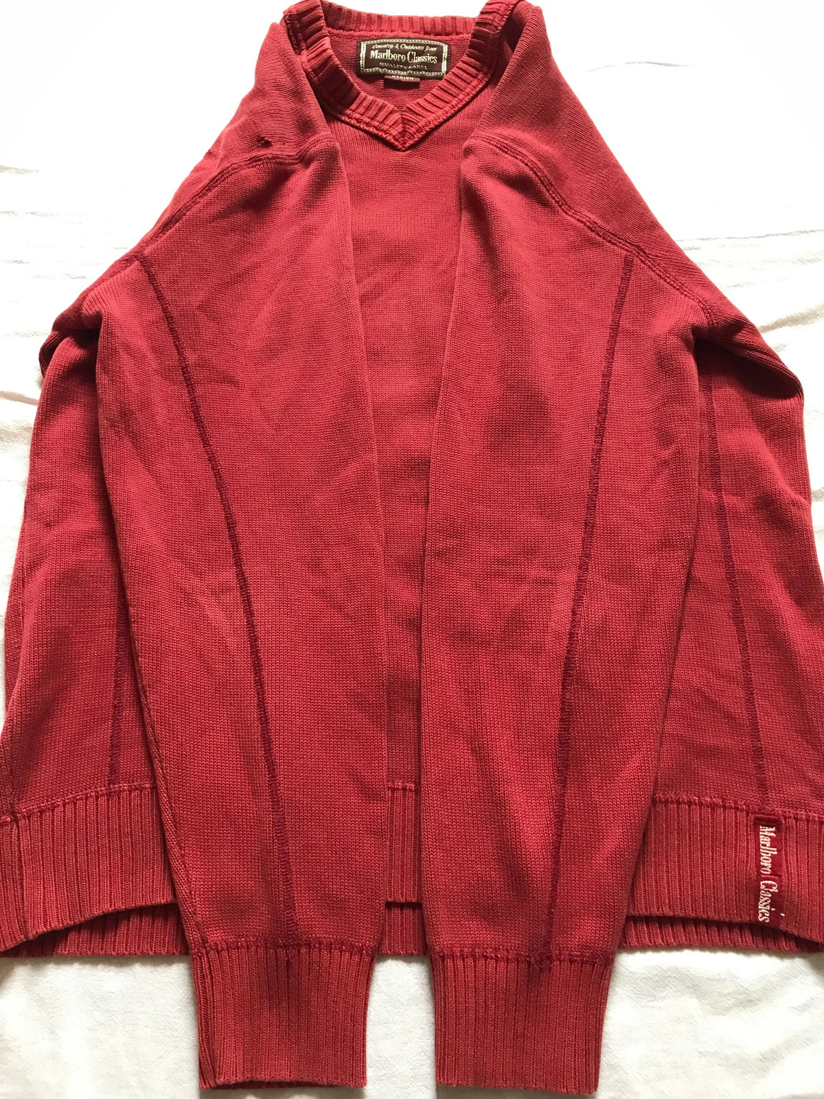 Marlboro Classics Men's Red V-Neck Rugged Pure Cotton Sweater Madium Size