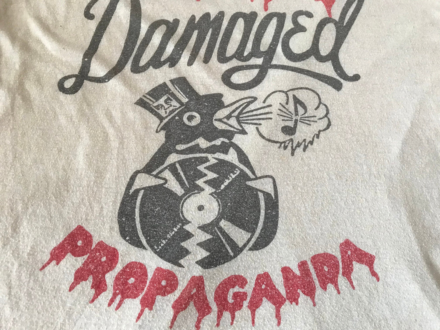 OBEY CLOTHING | OBEY GIANT DAMAGED PROPAGANDA MEN'S T-SHIRT BEIGE MEDIUM SIZE